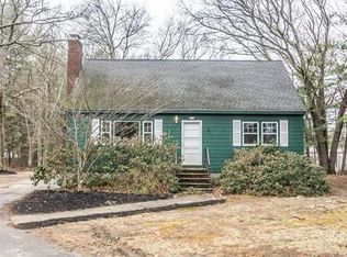 251 Foster Rd, Tewksbury, MA 01876
