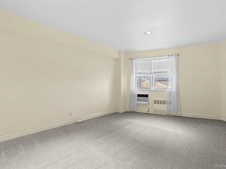 750 Shore Rd #2G — Photo 19