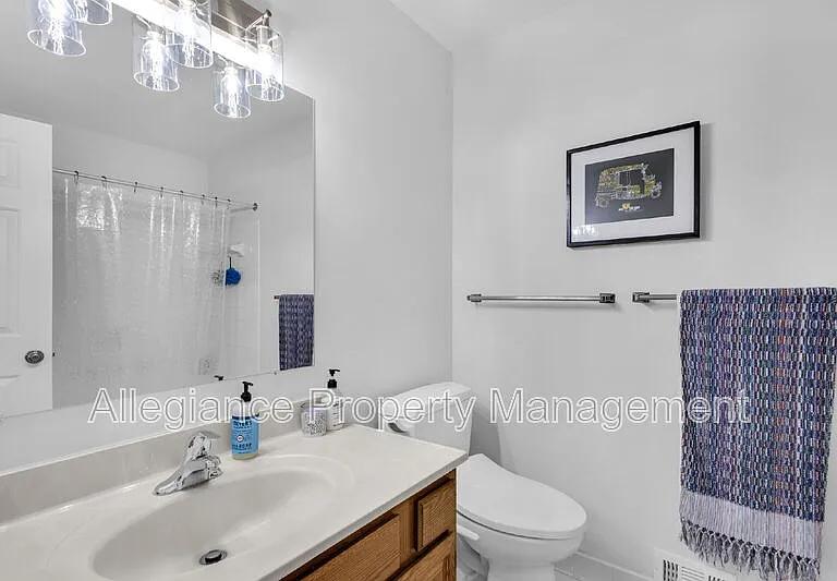 6861 Williamsburg Pond Ct — Photo 20