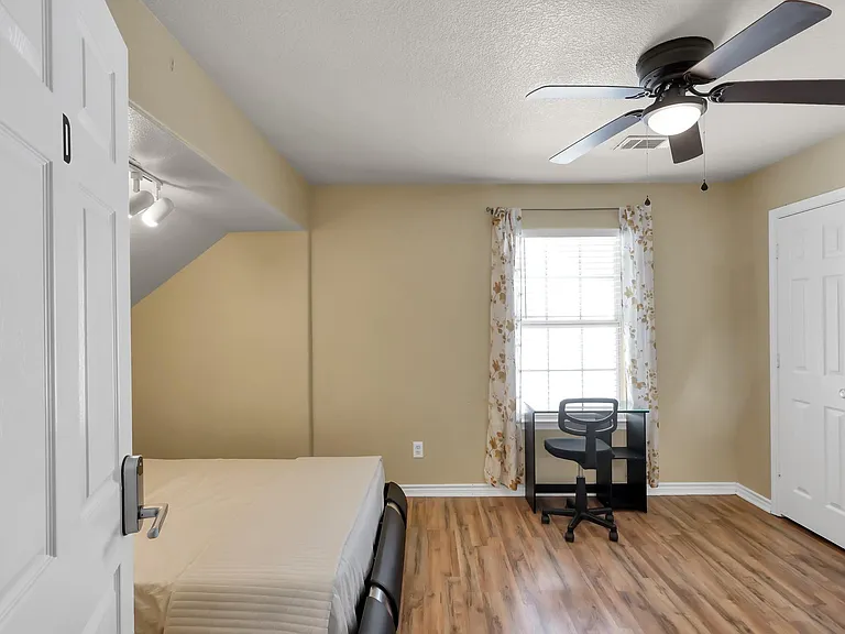 125 Pine Mdws — Photo 37