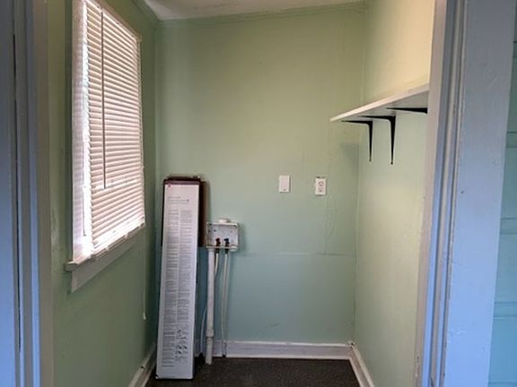 2nd image of 106 Caroline St
