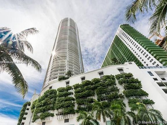 2nd image of 1750 N Bayshore Dr APT 1509