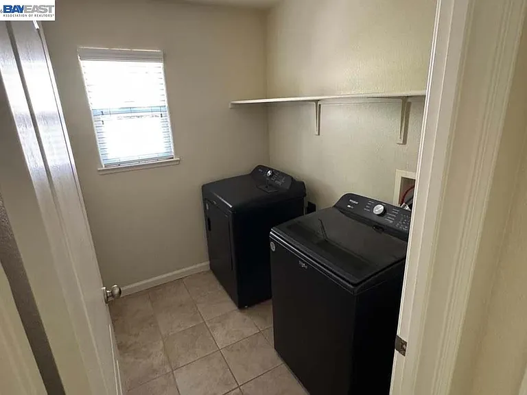 17359 Stone Celler Way — Photo 7
