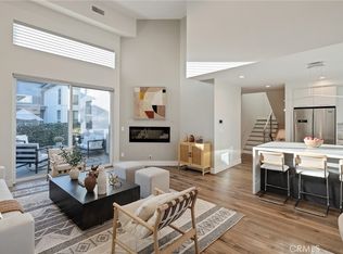 2715 Carnegie Ln #B, Redondo Beach, CA 90278