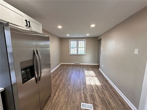 4th image of 8028 Thon Dr