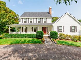 22 Rolling Brook Ln, Shelton, CT 06484