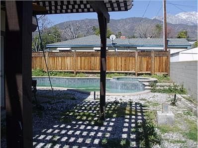 5th image of 2302 N Orange Dr