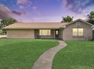 138 W Wellington St, Houston, TX 77076