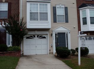 5592 Jowett Ct, Alexandria, VA 22315