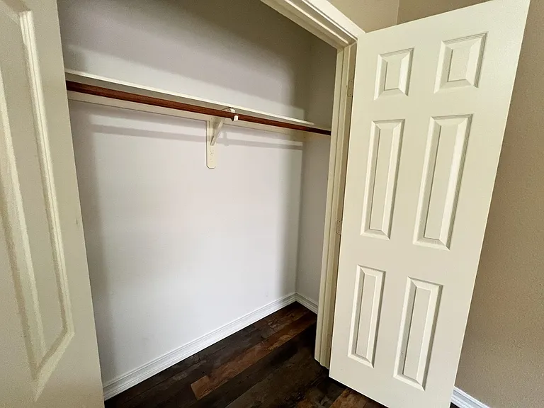 2215 Dorman Ct — Photo 21