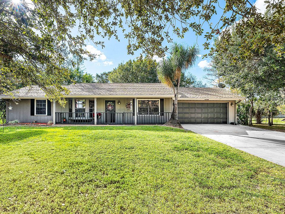 1st image of 16744 E Lancashire Drive