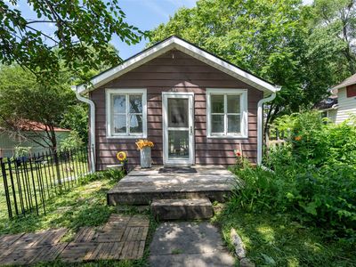 121 Cherry Ave, Ames, IA, 50010