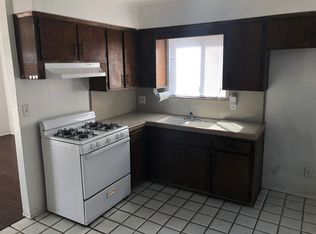 310 W Bardsley Ave #5, Tulare, CA 93274