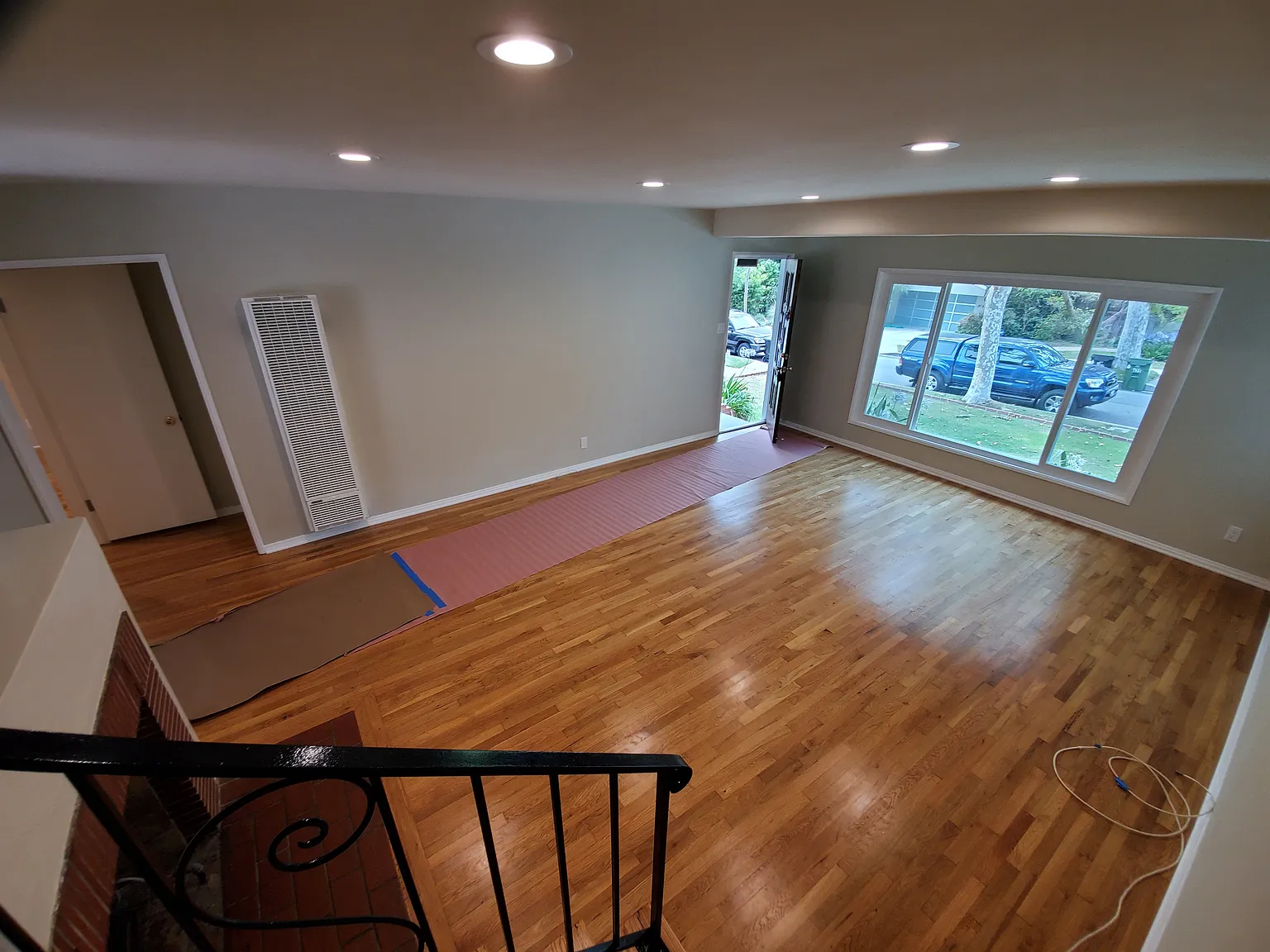 3 bed, $5,995 — Photo 3