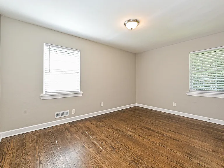 3307 Bonaire Dr — Photo 15