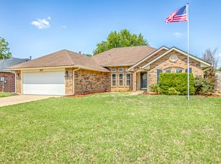 1817 Park Lane Dr, Edmond, OK 73003