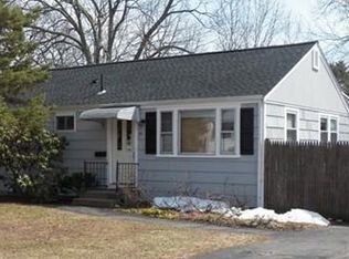 35 W Lake Dr, Weymouth, MA 02188