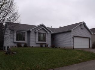 806 Sky Ridge Dr, Madison, WI 53719