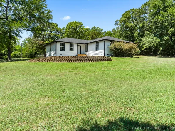 943 N McLean Rd, Durant, OK 74701