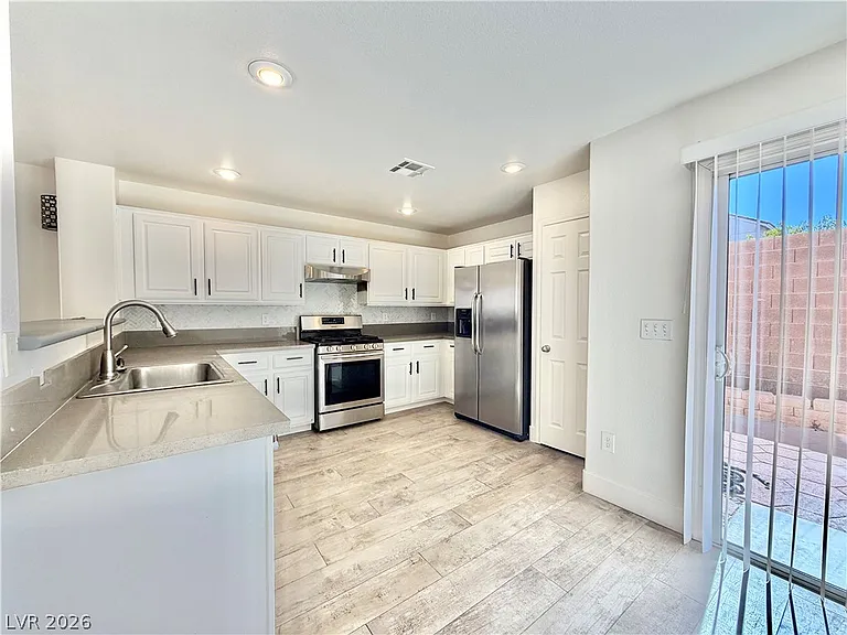 5863 Rose Tiara Dr — Photo 7