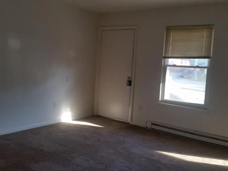 2904 Pleasant Ave #19 — Photo 2