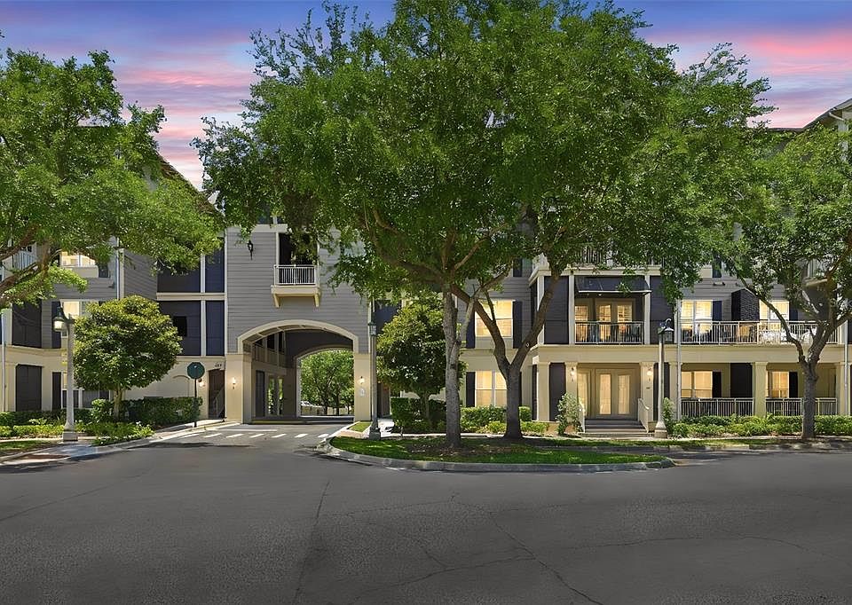 1st image of 630 Campus St APT 305