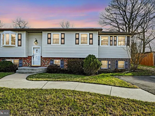 840 Bentwillow Dr, Glen Burnie, MD 21061