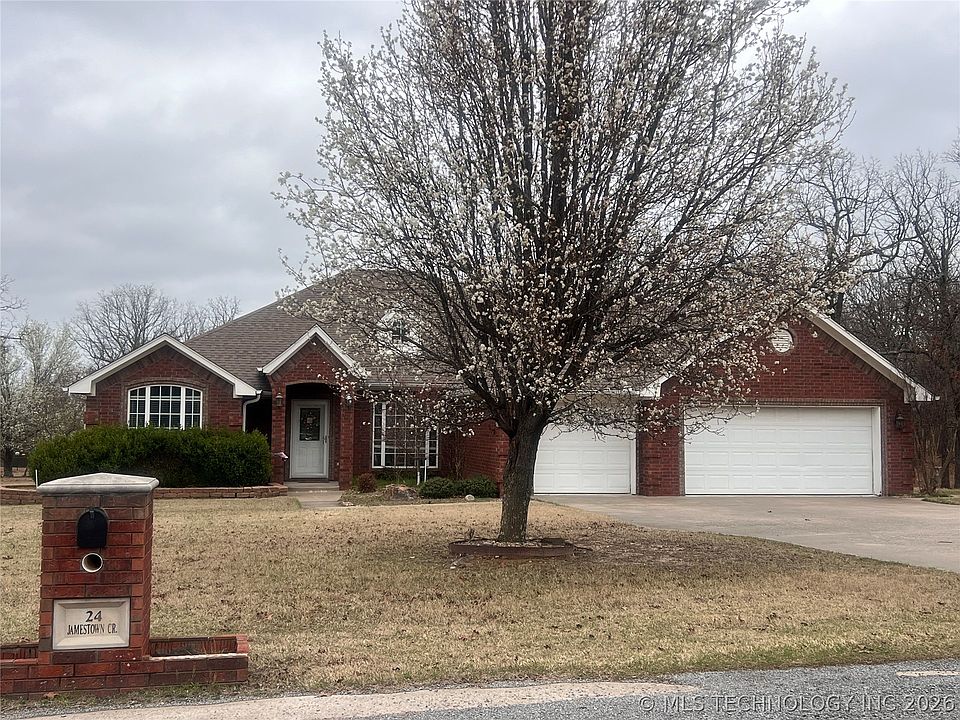 1st image of 24 Jamestown Cir