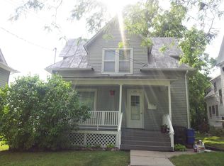 233 S Lucas St APT 2, Iowa City, IA 52240