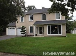 5 Gary Dr, Englishtown, NJ 07726