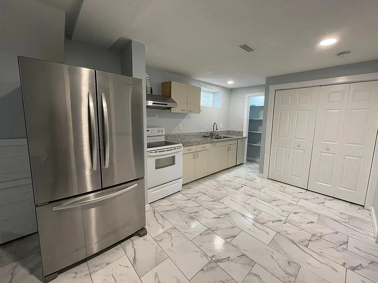 2314 Tennessee St — Photo 49