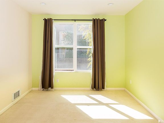 5th image of 401 Crescent Ct APT 4201