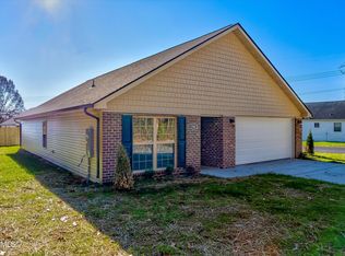 1704 Old Mount Tabor Rd, Maryville, TN 37801