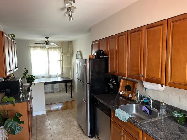 1711 149th St Fl 2nd, Whitestone, NY 11357