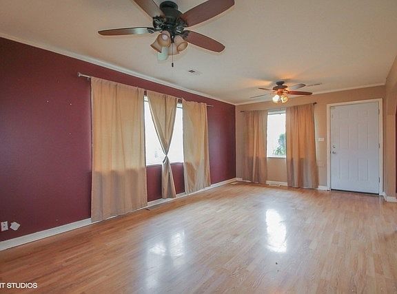 2nd image of 514 Wildwood Dr