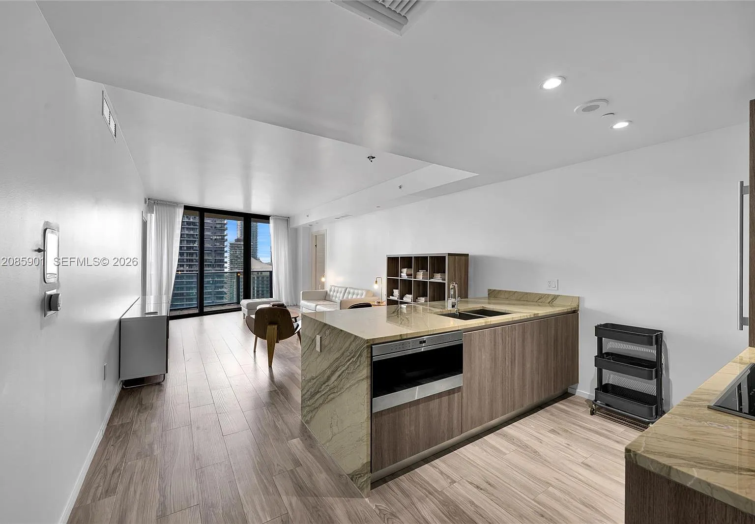 801 Sma Residences Condo — Photo 4
