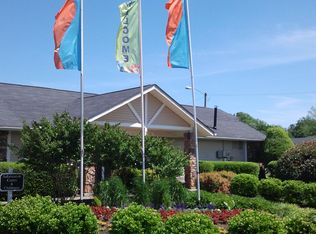 Ashford Place Apartments, Clarksville, TN 37043