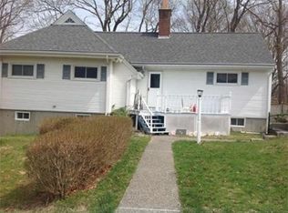 42 Warren Ave, Plymouth, MA 02360