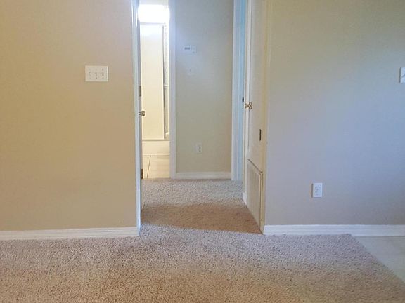 3rd image of 6953 Leisure St