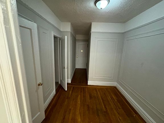 2nd image of 4786 Barnes Ave #307