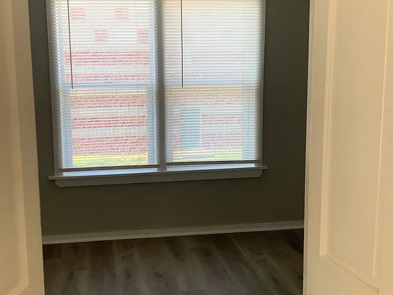 815 Dawson St #2 — Photo 9
