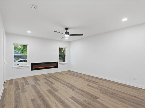 2607 Brandon St, Dallas, TX 75211