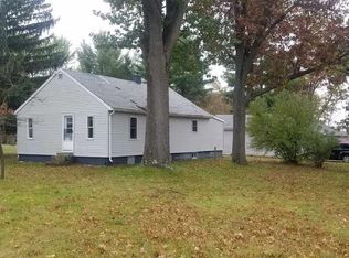 309 E Wood St, Oxford, WI 53952