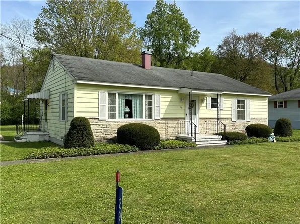29 John F Kennedy Dr #J, Lewis Run, PA 16738