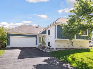 16408 S Manor Rd, Eden Prairie, MN 55346