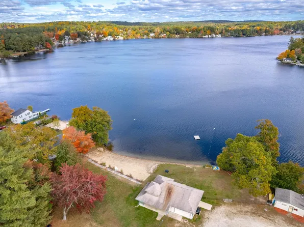 35 Beaver Lake Avenue, Derry, NH 03038