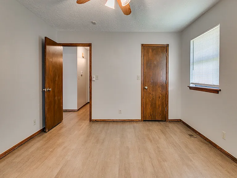1204 N Crawford Ave #1204 — Photo 9