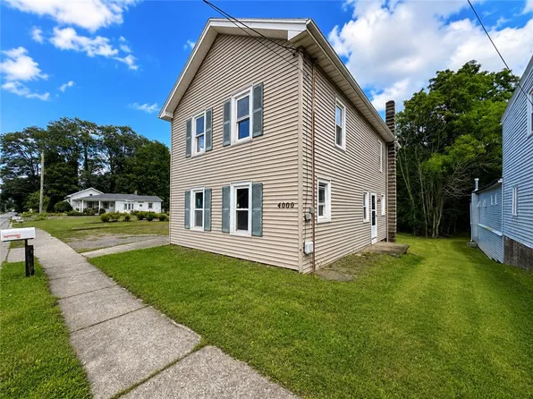 4000 W Walworth Rd, Macedon, NY 14502