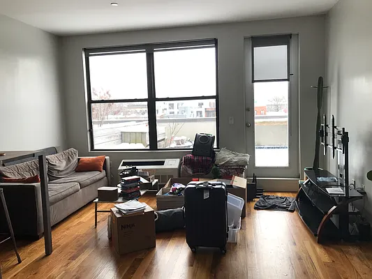 Rented by City Vista Inc | media 25