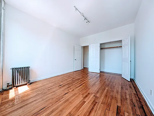 Rented by Oxford Property Group | media 5